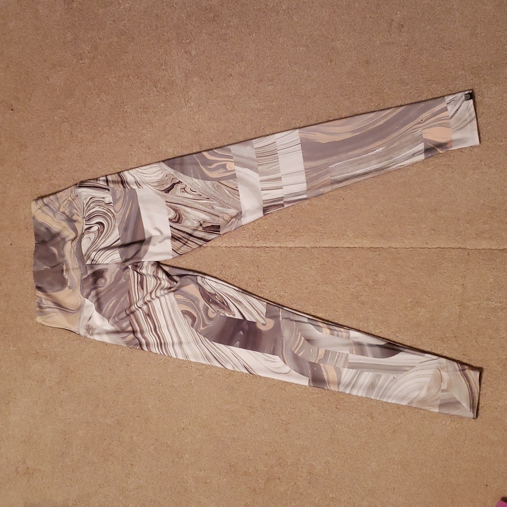 Onzie Women's Marble Geo High Rise Leggings - Picture 2 of 13